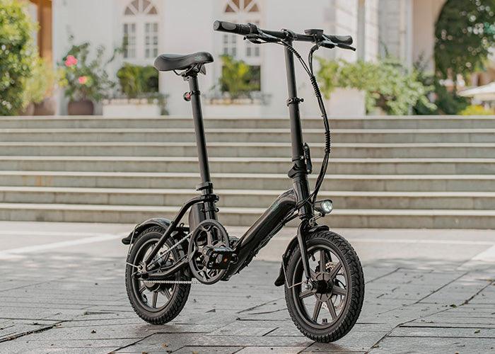 La pequeña bicicleta eléctrica plegable Fiido L3 esconde una